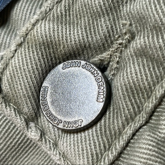 John John Olive Green Distressed Raw Hem Shorts - Picture 7 of 16